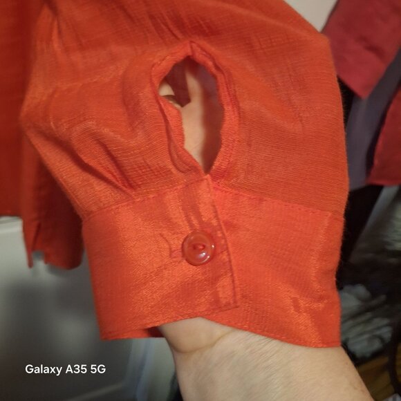 Catherines Womens Button-Up Pleated Blouse 1X 16/18W Orange Rayon/Polyester Long - Picture 2 of 7